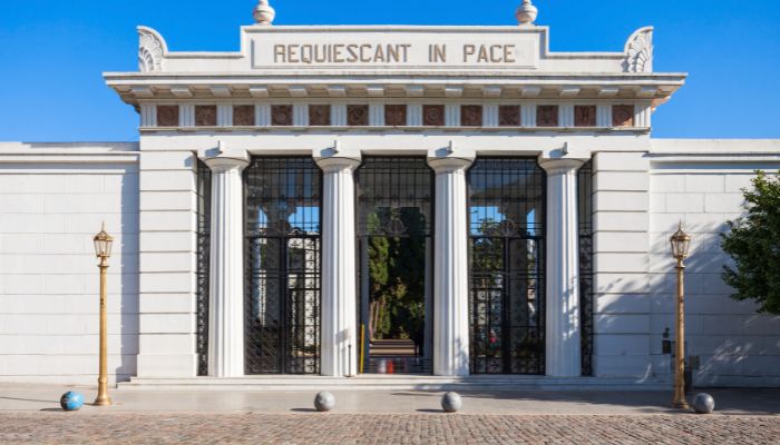 curiosidades del cementerio de la recoleta